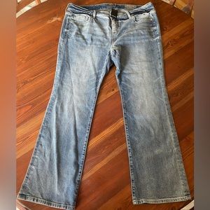 Torrid 18Short Mid-Slim Boot Jeans - NWT